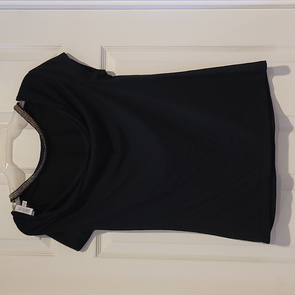 Black Jennifer Lopez Blouse size medium - Picture 2 of 4